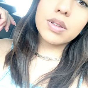 Meet your Posher, Mitzy